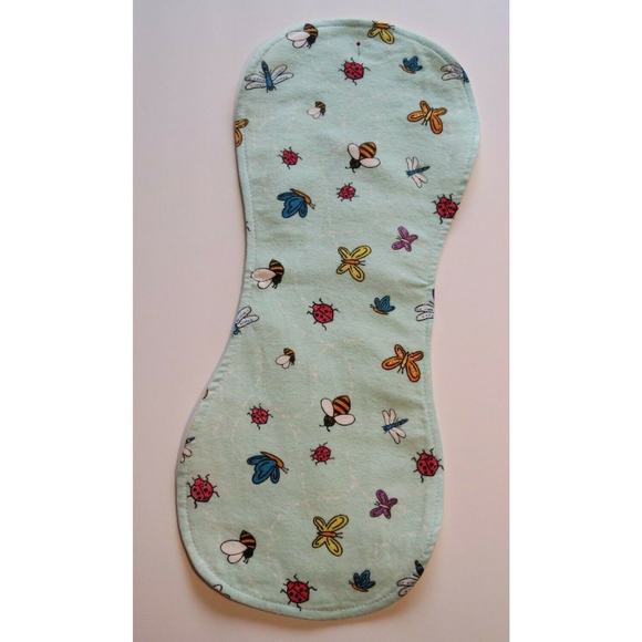 Baby Flannel Burp Cloth Contoured Cotton Double Layer Handmade Cutie Pie Bugs - Picture 1 of 6